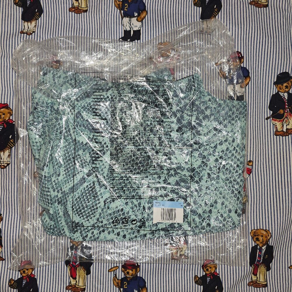 Supreme FW22 Nike ACG Nylon Trail Short Mint Snakeskin